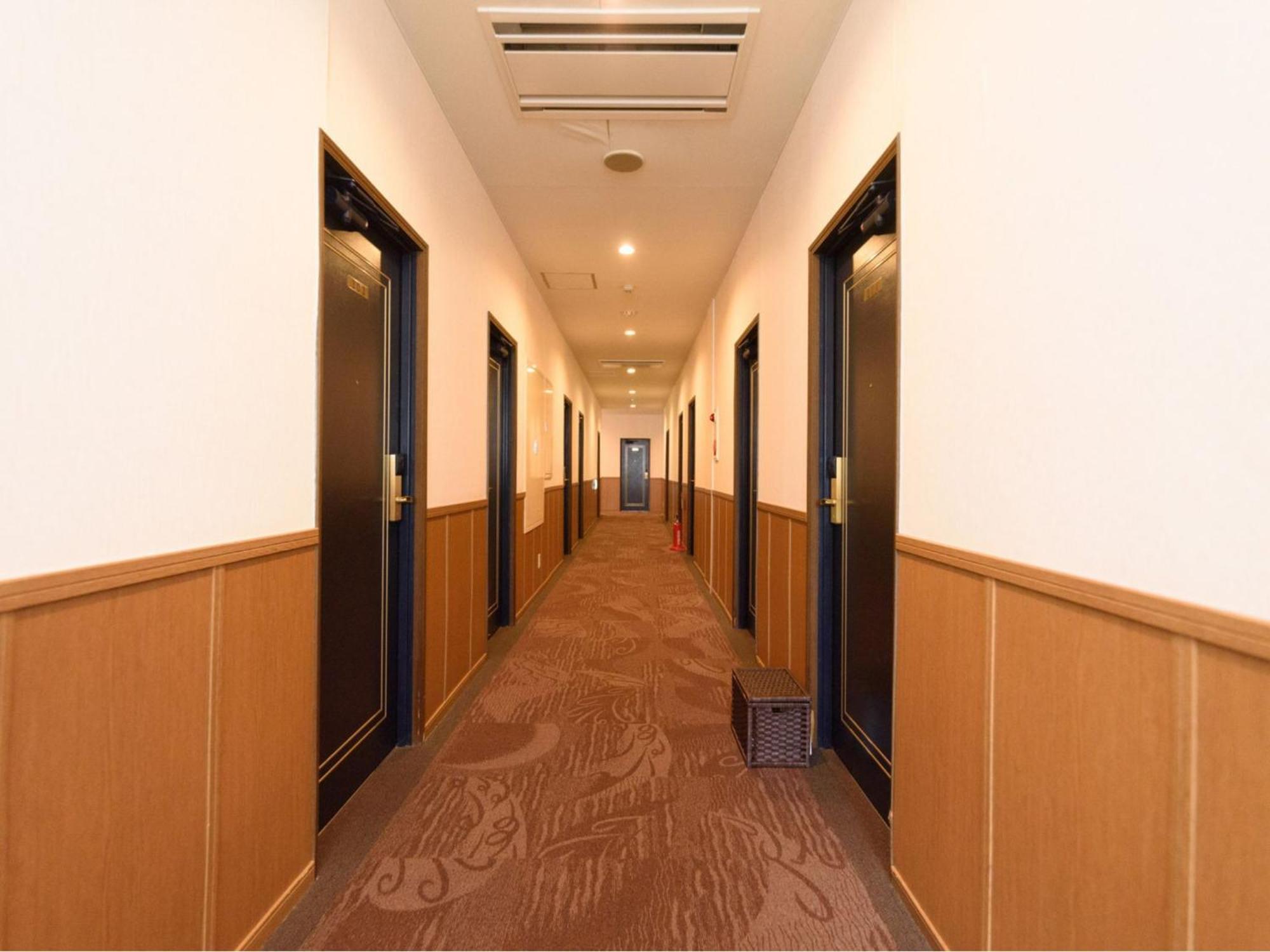 Business Hotel Kawakami كومانو المظهر الخارجي الصورة