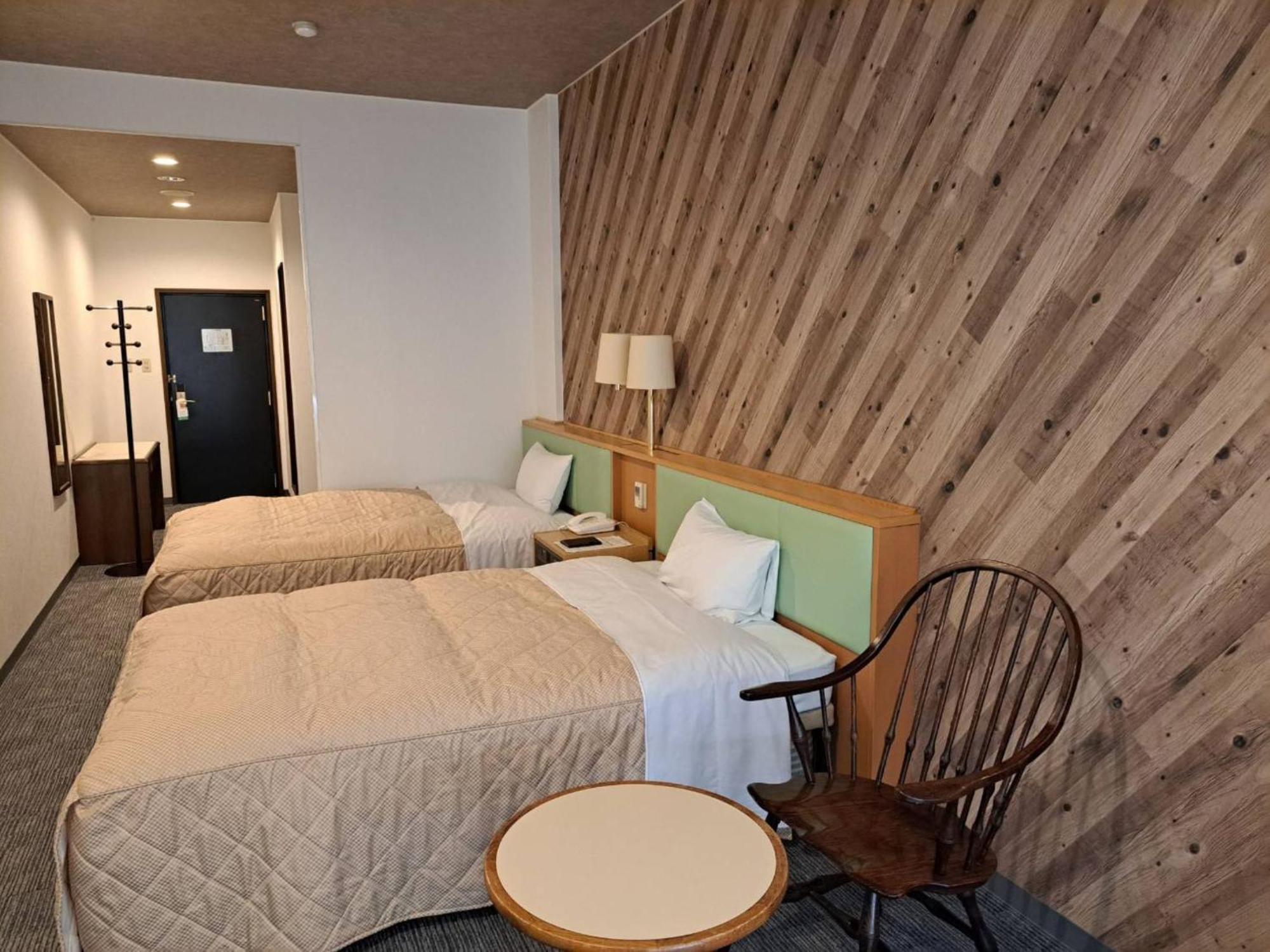 Business Hotel Kawakami كومانو المظهر الخارجي الصورة