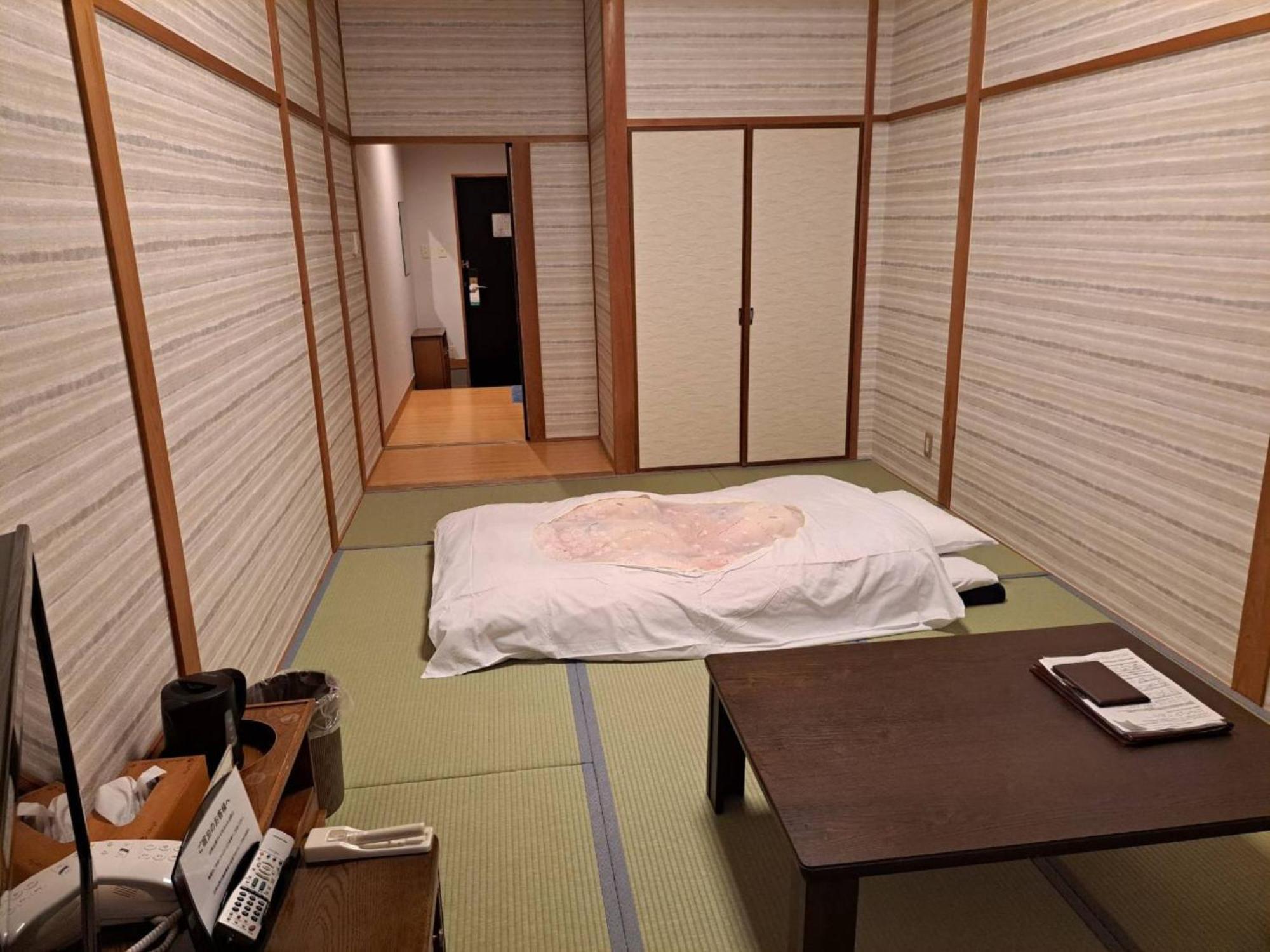 Business Hotel Kawakami كومانو المظهر الخارجي الصورة