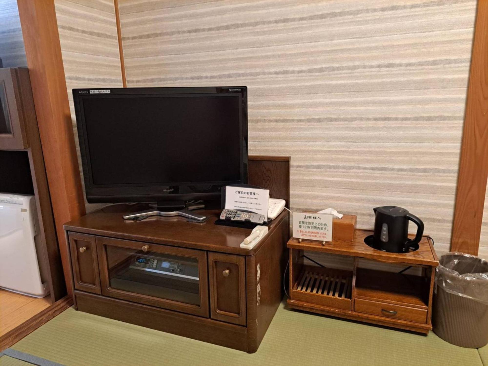 Business Hotel Kawakami كومانو المظهر الخارجي الصورة