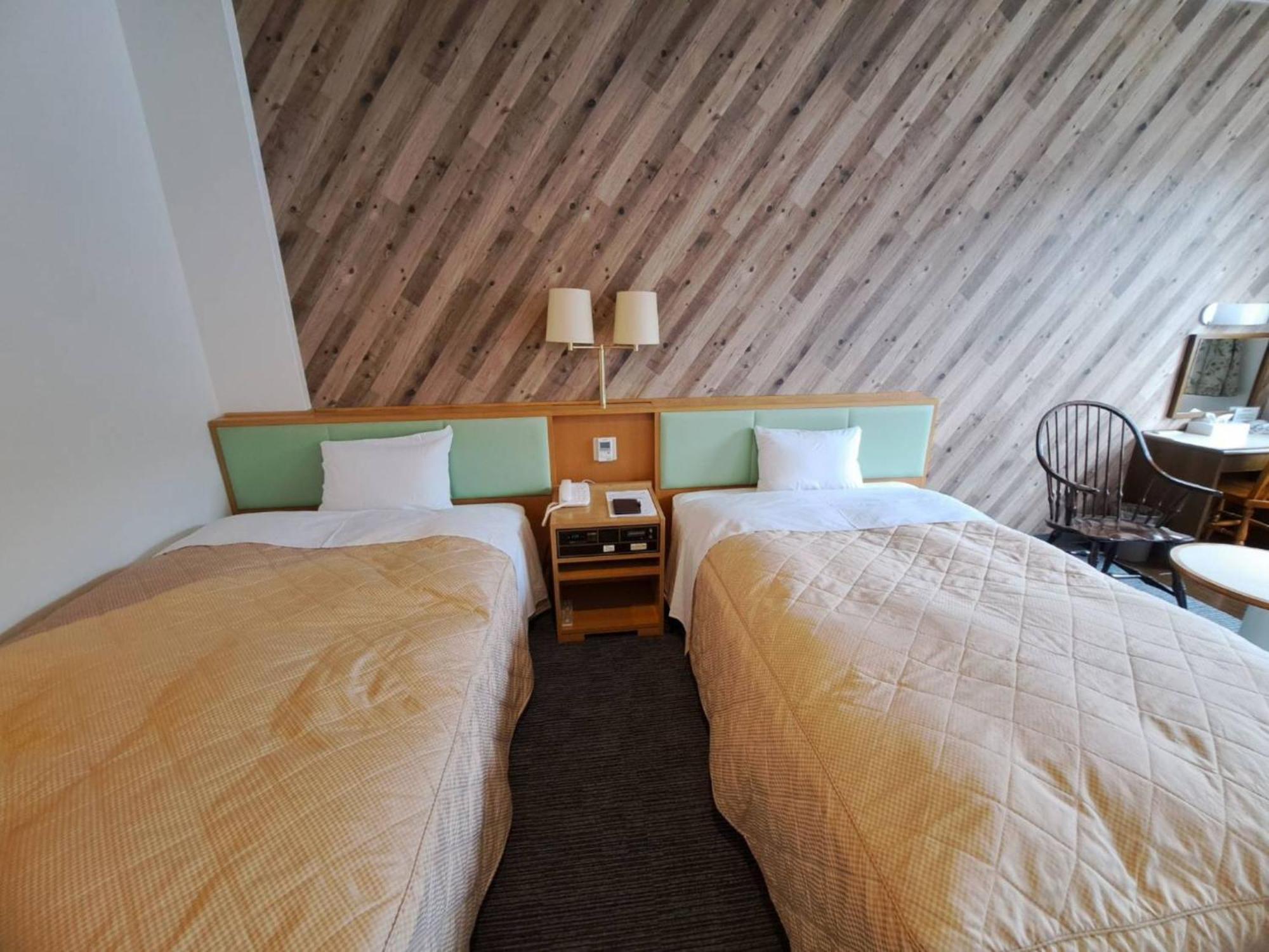 Business Hotel Kawakami كومانو المظهر الخارجي الصورة