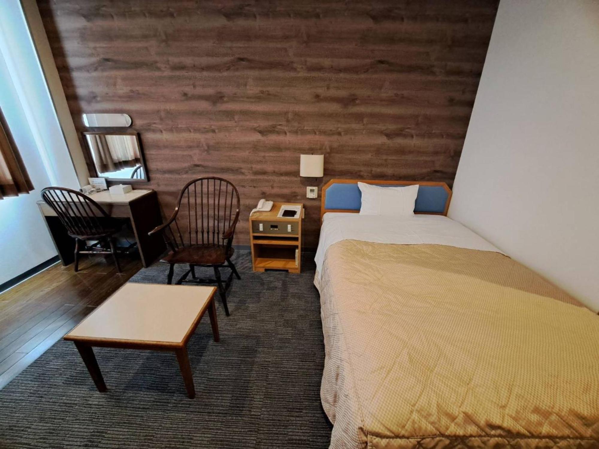 Business Hotel Kawakami كومانو المظهر الخارجي الصورة