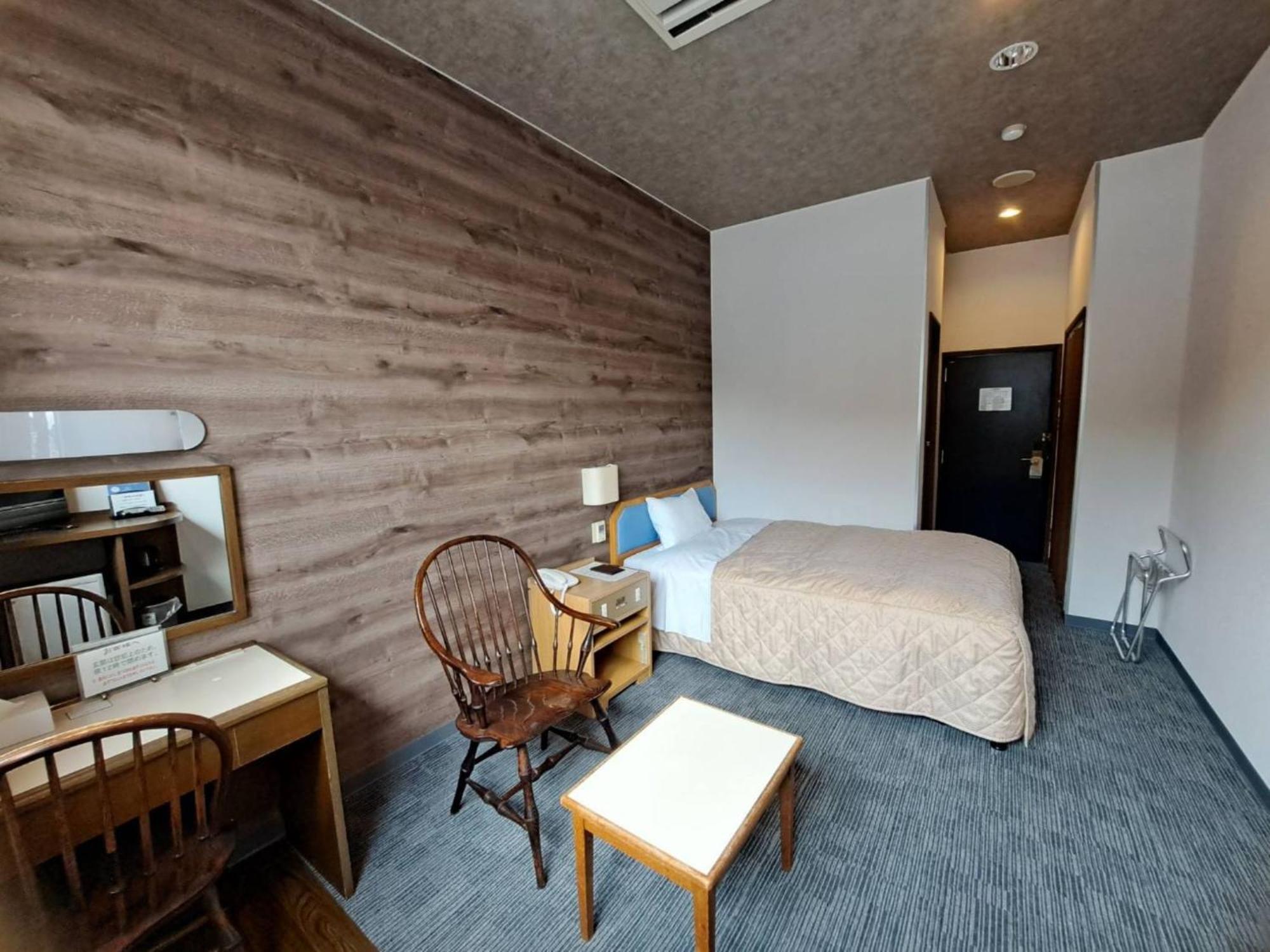 Business Hotel Kawakami كومانو المظهر الخارجي الصورة